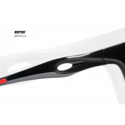 Windschutz Sportbrillen Radfahren Skifahren Laufen Golf by Bertoni Italy mod. OMEGA Automatische Scheibentönung